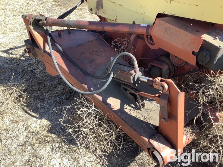 1980-new-holland-495-image-10