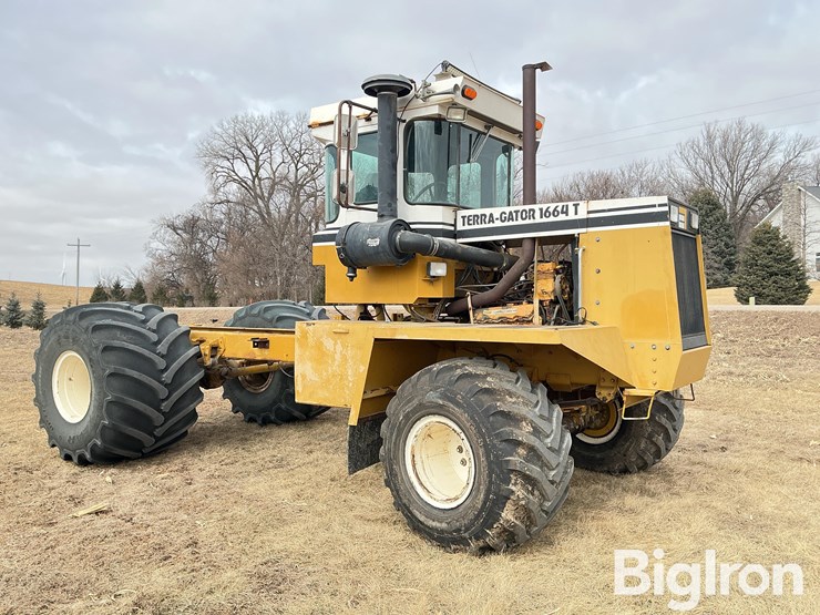 ag-chem-terra-gator-1664t-image-3