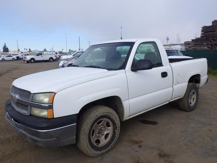 2003-chevrolet-1500-image-1