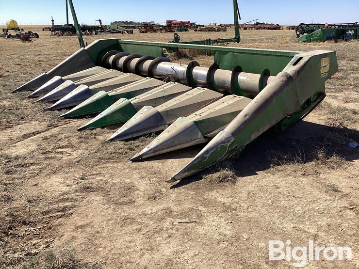 john-deere-853-image-1