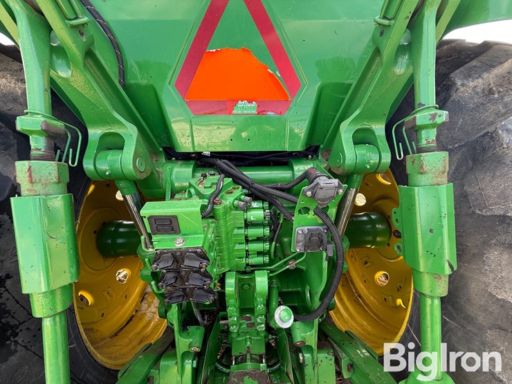 2004-john-deere-8120-image-13