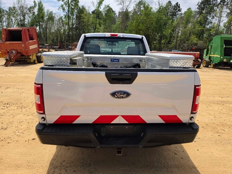 2019-ford-f150-xl-image-6