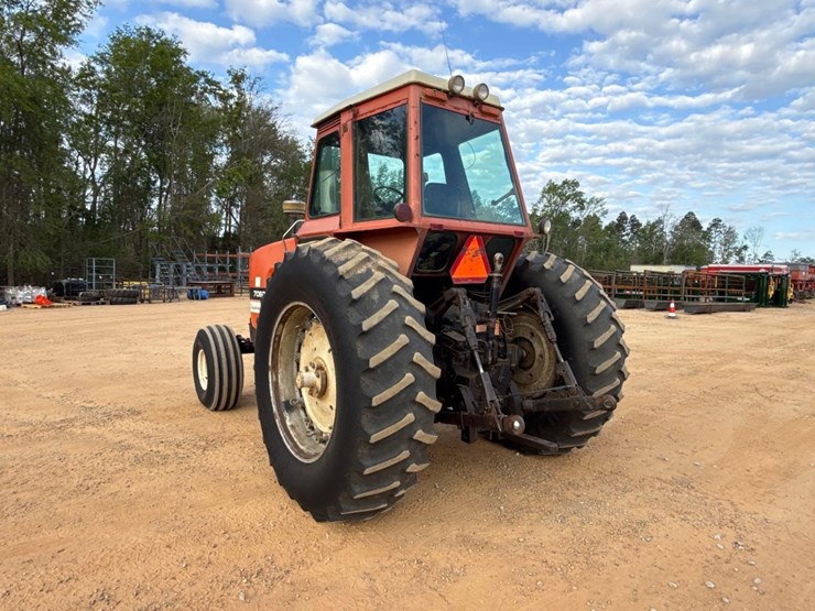 allis-chalmers-7060-image-3