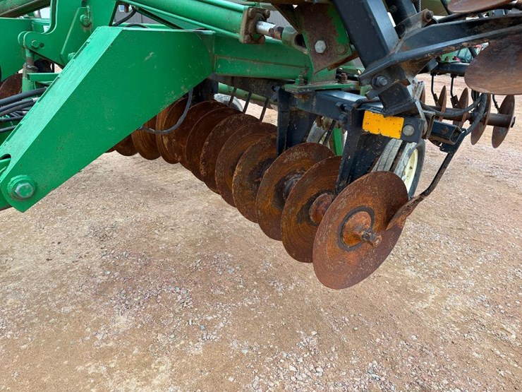 john-deere-630-image-14