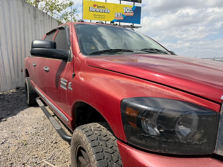 2008-dodge-2500-image-30