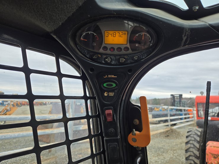 2017-bobcat-s570-image-49