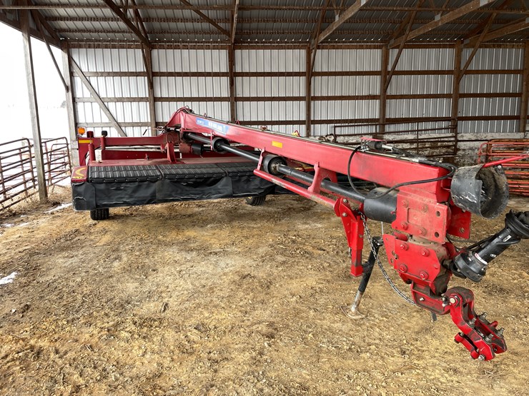 2015-new-holland-313-image-1