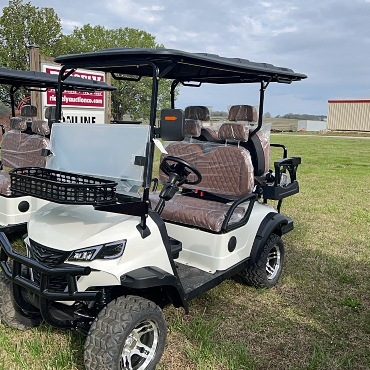 brandnew 4 seat electric golf cart