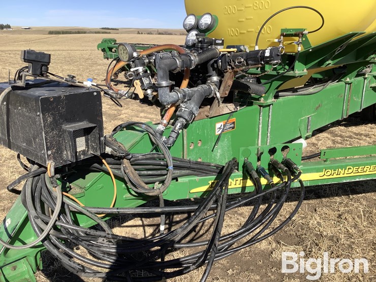 2010-john-deere-1770nt-ccs-image-11