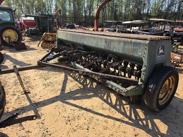 john-deere-8000-image-2