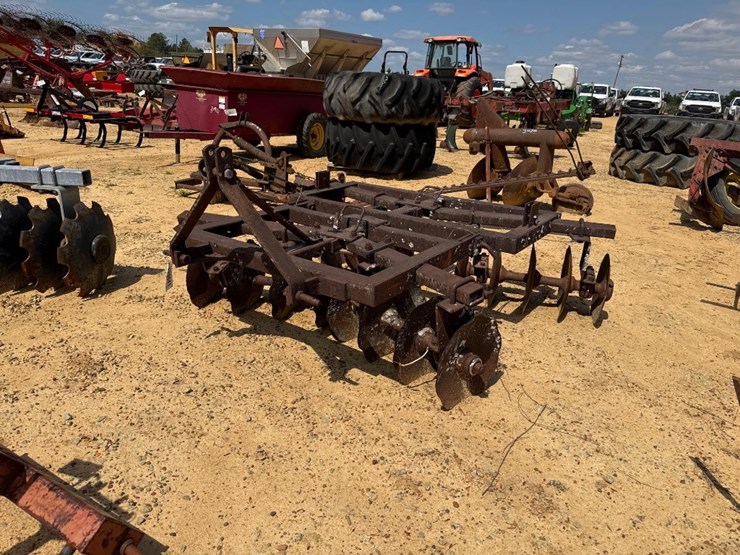 massey-ferguson-5-image-2