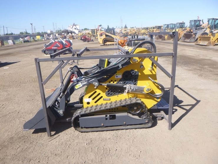 sdlanch-sdll60-skid-steer-track-loader-image-5
