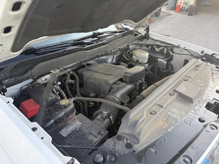 2016-chevrolet-silverado-2500-image-8