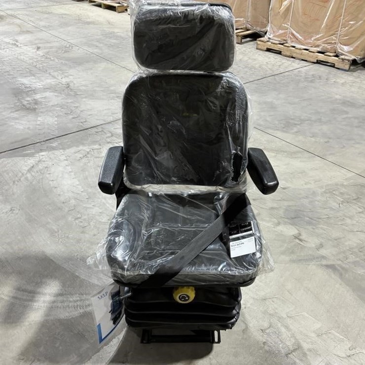 GIYI Excavator Seat