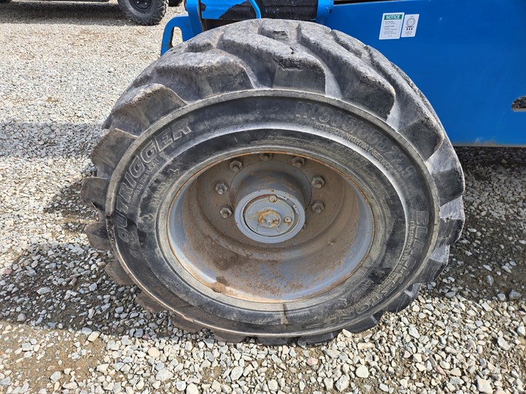 2007-genie-s85-image-52