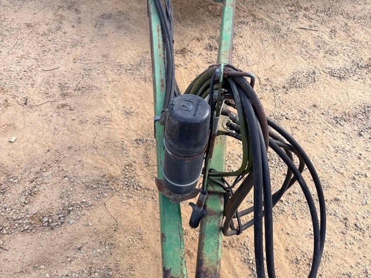 john-deere-637-image-13