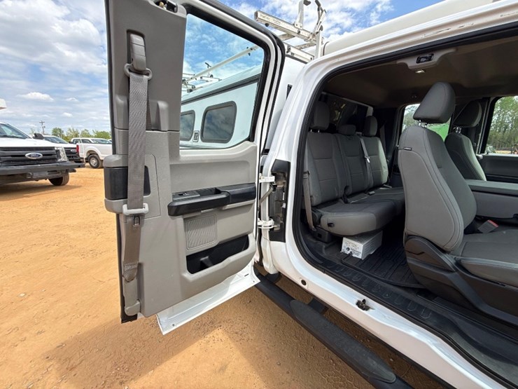 2019-ford-f250-xl-image-10