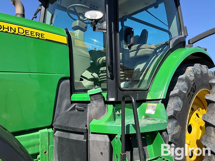 2013-john-deere-8310r-image-18