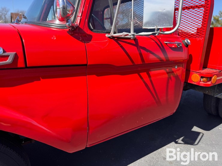 1963-ford-350-image-11