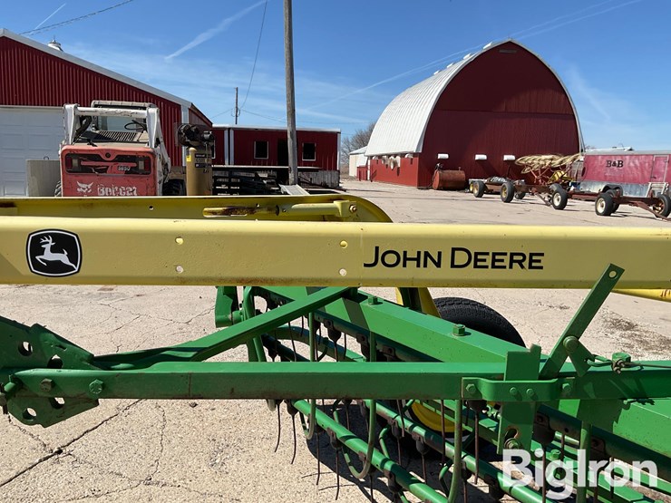 john-deere-640-image-12