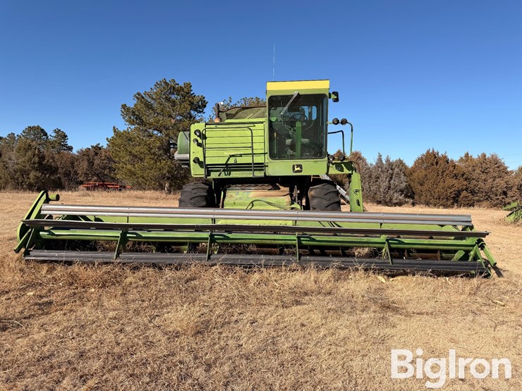 1977-john-deere-7700-image-2