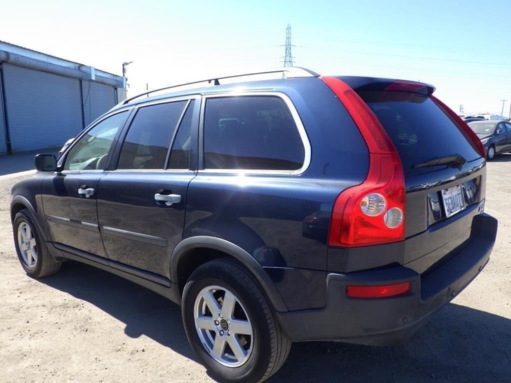 2004-volvo-xc90-image-4