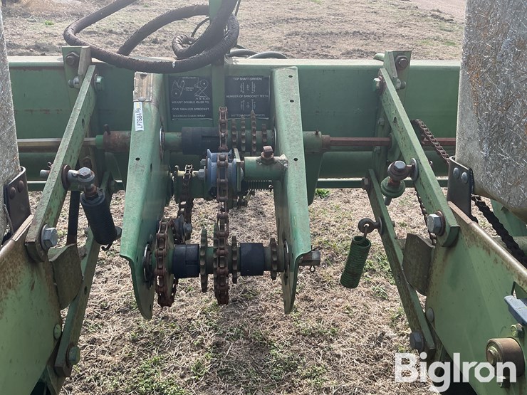 john-deere-7000-image-18