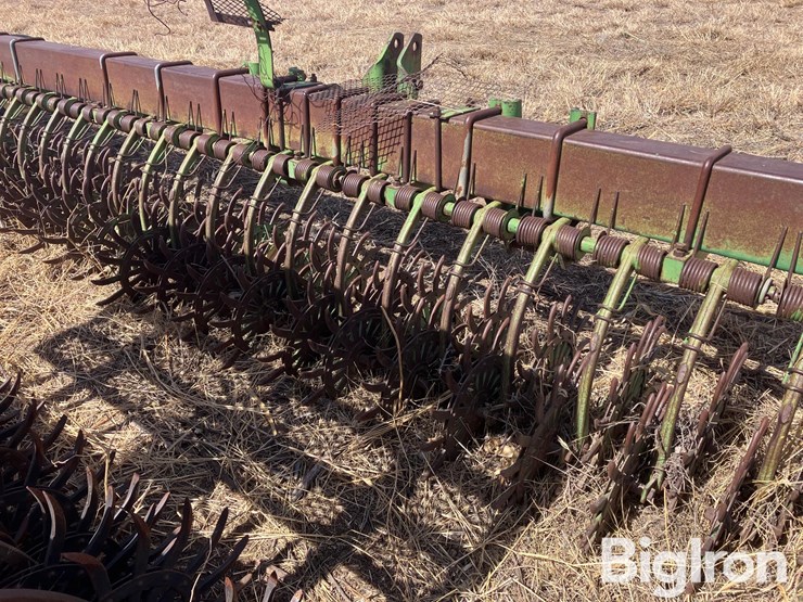 john-deere-400-image-12