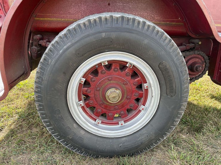 1917-american-la-france-firetruck-image-41