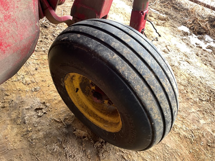 2015-new-holland-313-image-20