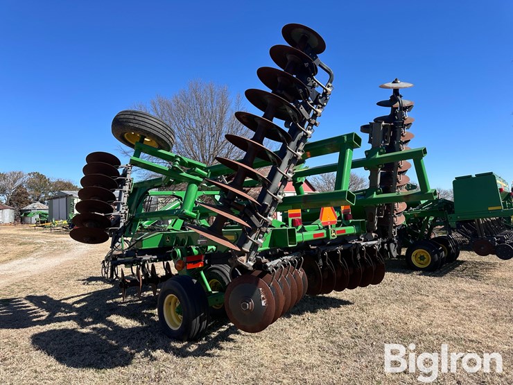 2014-john-deere-2623-image-6