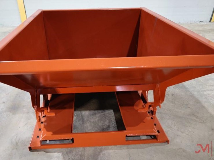 2.0-cu.-yd.-self-dumping-hopper-w/-fork-pockets-image-6