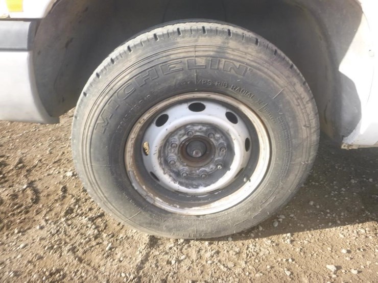 2002-dodge-ram-2500-image-14