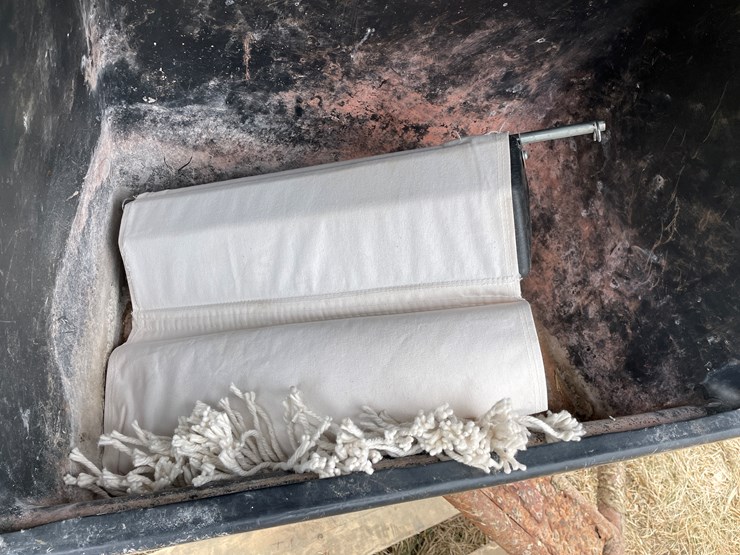 #2376-•-mineral-feeder-image-8