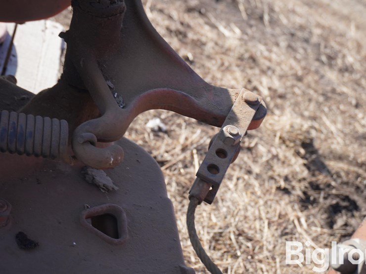 case-ih-1300-image-13