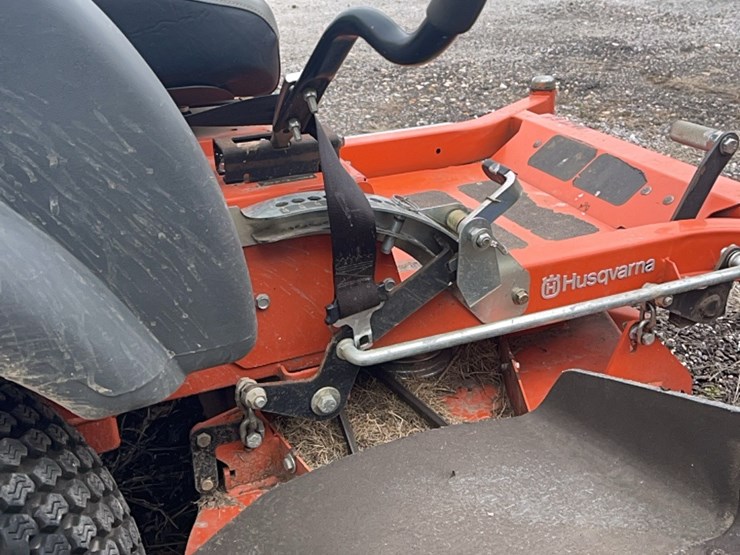 husqvarna-m-zt61-mower-fab-deck-485hours-kohler-25hp-moter-image-10