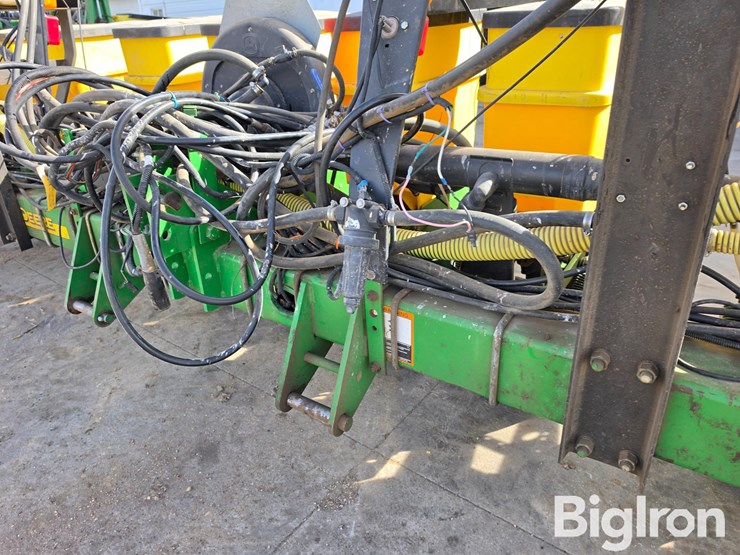 john-deere-1730-image-16