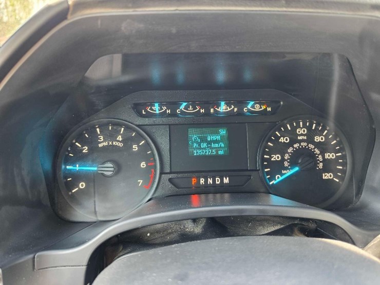 2019-ford-f150-xl-image-12