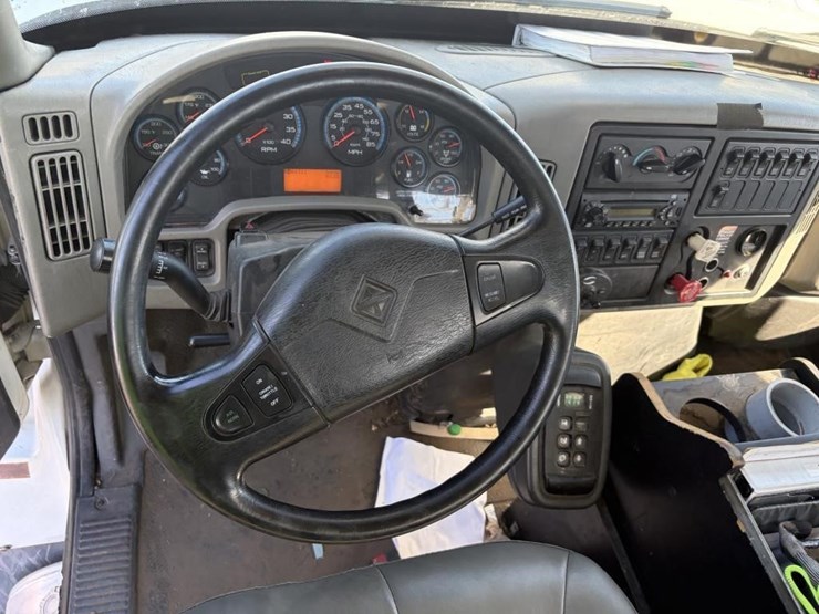 2012-international-workstar-7400-image-15