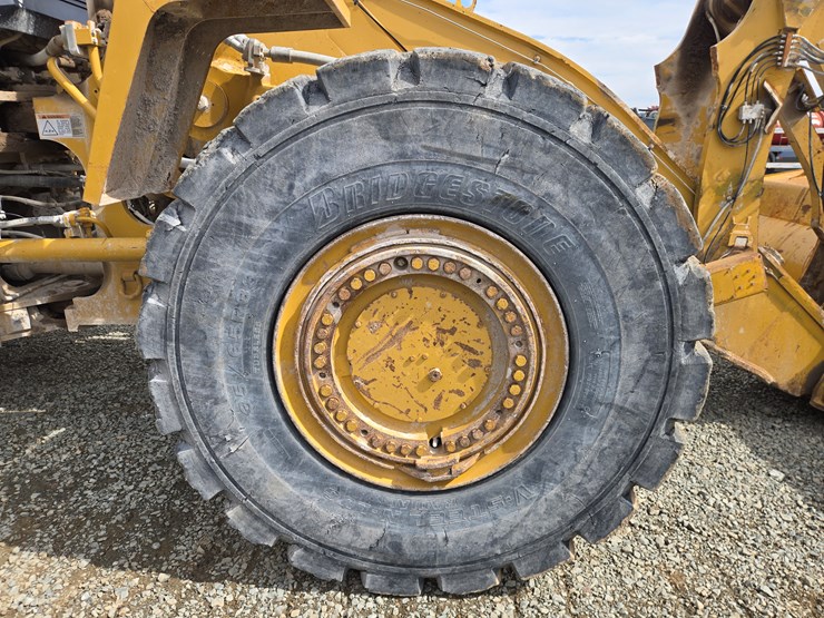 2001-caterpillar-988g-image-87