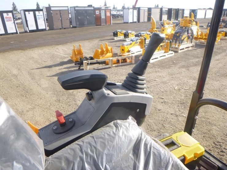 2026-tpm-18hs-hydraulic-excavator-image-22