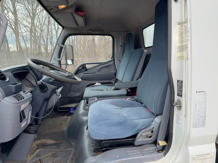 2014-mitsubishi-fe160-s/a-box-truck-image-16