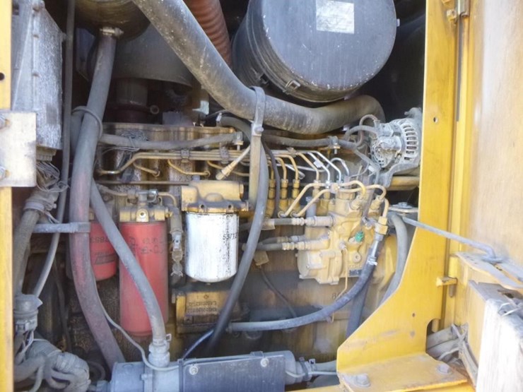 2008-deere-772d-image-46