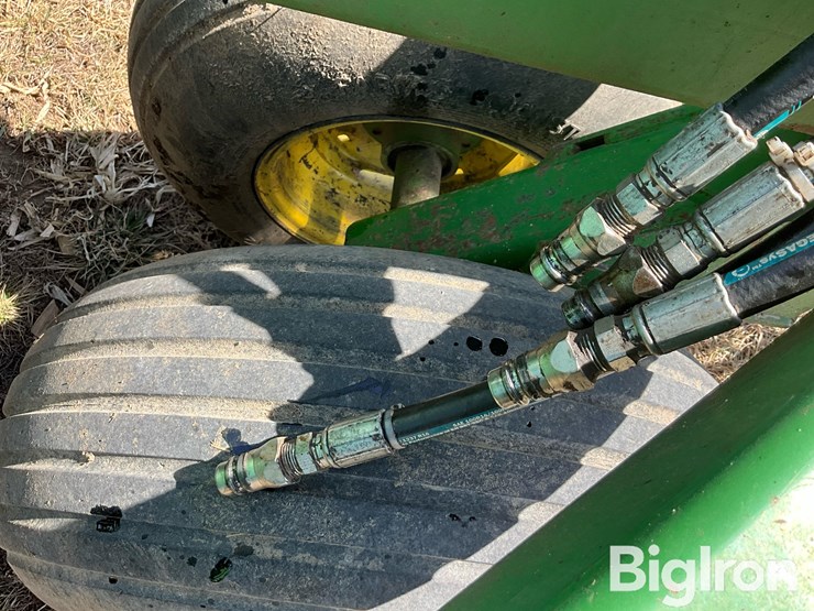 john-deere-750-image-10