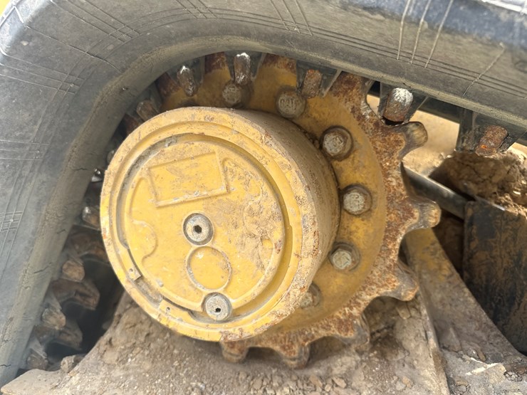 2019-caterpillar-239d-image-58