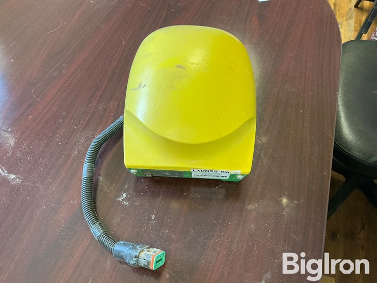 2021-john-deere-6000-image-6