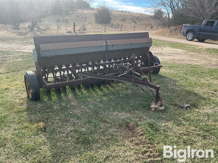 john-deere-12-image-3