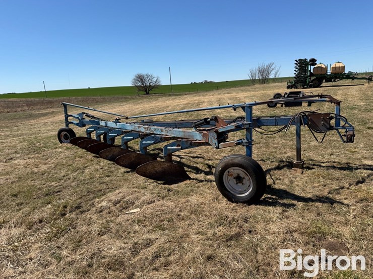 6-bottom-plow-image-9