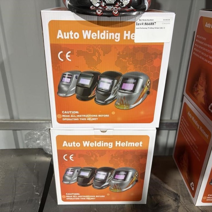 Auto Darkening Welding Helmet (Qty 2)