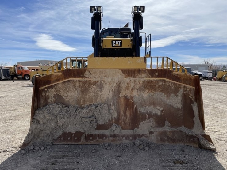 2015-caterpillar-d8t-image-8